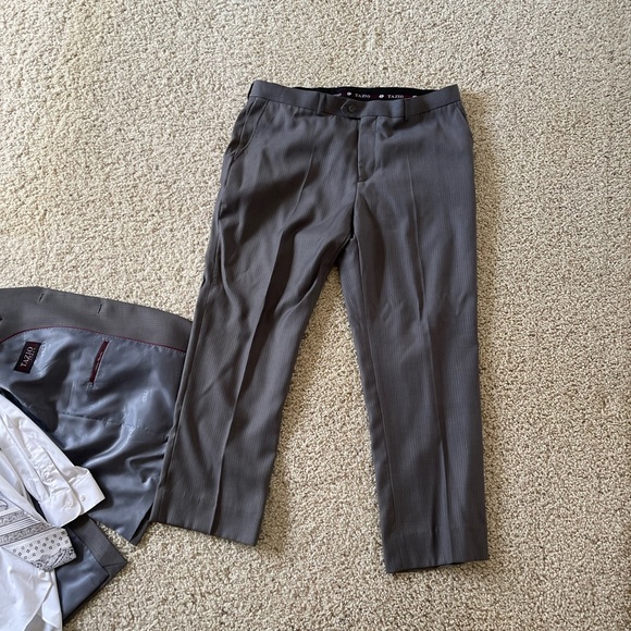 Men’s Tazio pinstripe suit with shirt and tie - Picture 2 of 14